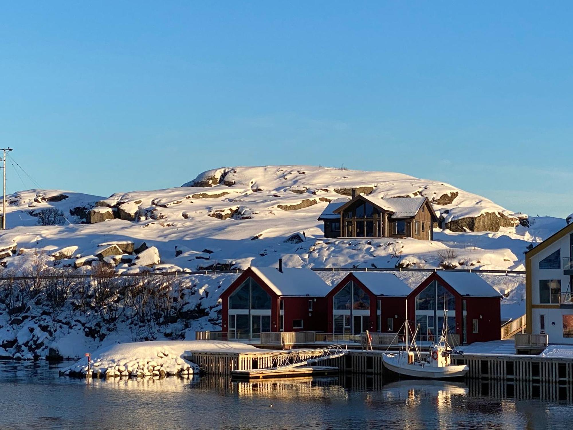 Superior Lofoten * Ballstad